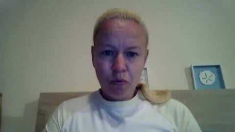Snapshot of naughtyjennyblondeuk chatting on 18, 4, 2026 naughtyjennyblondeuk online show from 18, 4, 2026