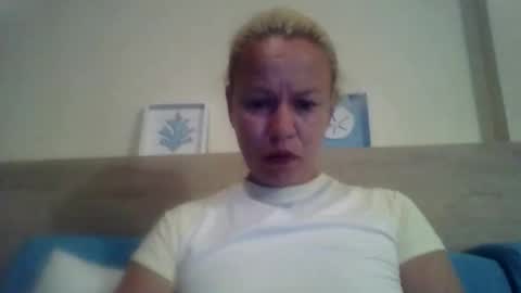 Snapshot of naughtyjennyblondeuk chatting on 30, 4, 2026 naughtyjennyblondeuk online show from 30, 4, 2026