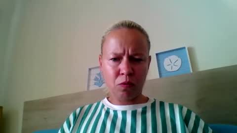 Snapshot of naughtyjennyblondeuk chatting on 10, 5, 2026 naughtyjennyblondeuk online show from 10, 5, 2026