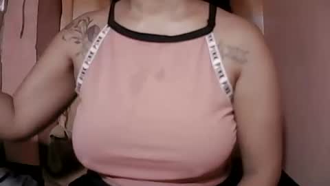 naughtymom_33 online show from 9, 9, 2025