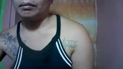 naughtymom_33 online show from 22, 11, 2025