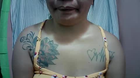 naughtymom_33 online show from 16, 3, 2026