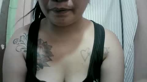 naughtymom_33 online show from 9, 4, 2026