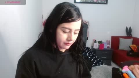 naughtyplayass online show from 19, 6, 2026