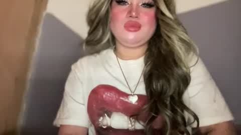 Rose Wilson online show from 6, 11, 2025