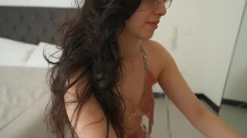Snapshot of naughtysammx chatting on 18, 4, 2026 Naughty Samm online show from 18, 4, 2026