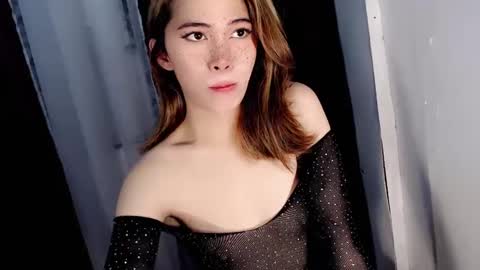 Snapshot of naughtysassymikaylax chatting on 8, 2, 2025 Kyla online show from 8, 2, 2025
