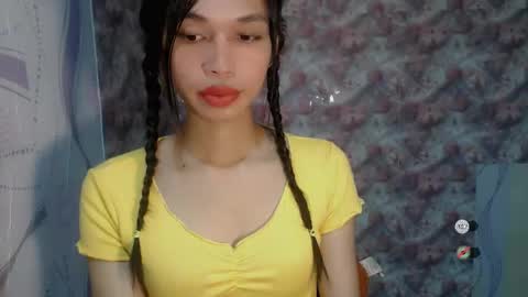 Snapshot of naughtysunshinepinay chatting on 5, 6, 2026 Celine online show from 5, 6, 2026