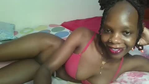 Snapshot of naughtysweetpie chatting on 7, 5, 2026 naughty online show from 7, 5, 2026