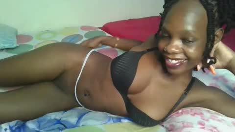 Snapshot of naughtysweetpie chatting on 8, 5, 2026 naughty online show from 8, 5, 2026