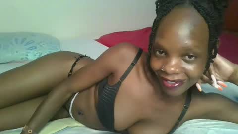 Snapshot of naughtysweetpie chatting on 18, 5, 2026 naughty online show from 18, 5, 2026