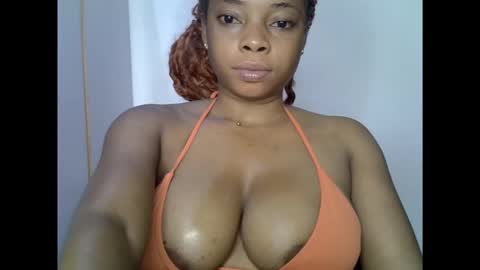 Snapshot of naughtyxcuntx chatting on 7, 11, 2025 naughtyxcuntx online show from 7, 11, 2025