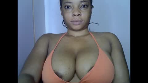 Snapshot of naughtyxcuntx chatting on 19, 11, 2025 naughtyxcuntx online show from 19, 11, 2025