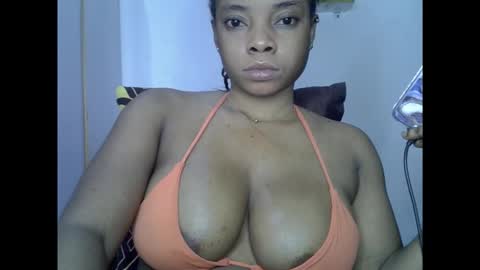 Snapshot of naughtyxcuntx chatting on 28, 11, 2025 naughtyxcuntx online show from 28, 11, 2025