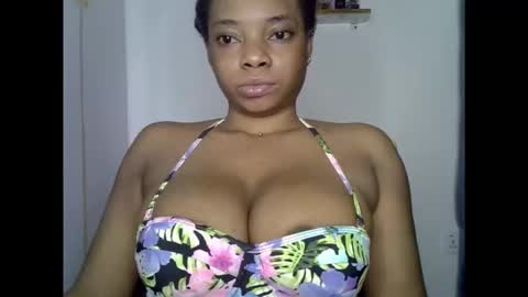 Snapshot of naughtyxcuntx chatting on 4, 12, 2025 naughtyxcuntx online show from 4, 12, 2025