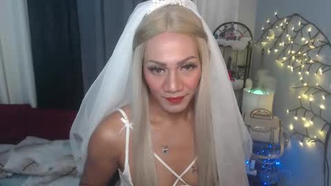 Janna Mae online show from 12, 11, 2025