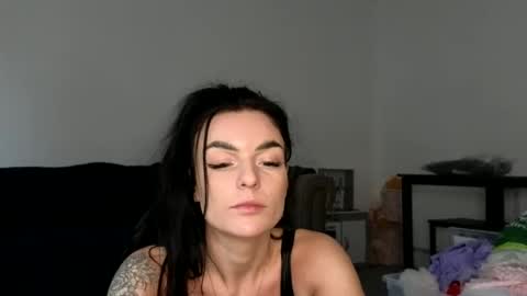 Snapshot of navyrayne chatting on 20, 1, 2025 Navyrein online show from 20, 1, 2025