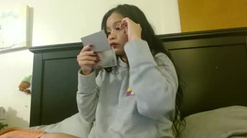 Mimi is dope    online show from 26, 11, 2025