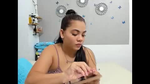 Snapshot of nay_and_aleja chatting on 16, 9, 2025 nay_and_aleja online show from 16, 9, 2025