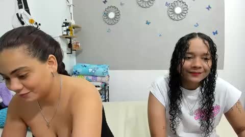 Snapshot of nay_and_aleja chatting on 26, 9, 2025 nay_and_aleja online show from 26, 9, 2025