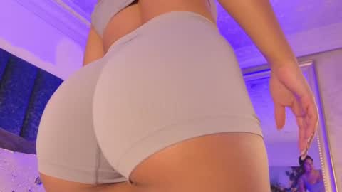 Juli  online show from 19, 2, 2025