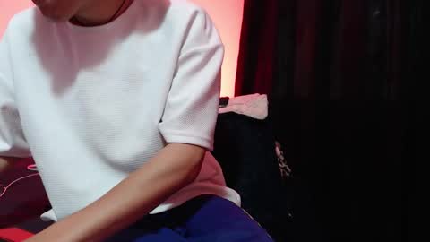 Im Nayton online show from 28, 11, 2025