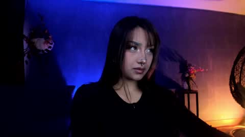 Nefertari online show from 22, 2, 2025