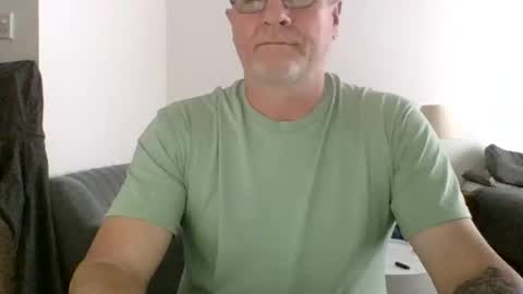 Snapshot of neckdown12 chatting on 8, 11, 2025 neckdown12 online show from 8, 11, 2025