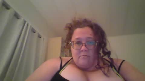 Snapshot of neekie88 chatting on 31, 5, 2026 neekie88 online show from 31, 5, 2026