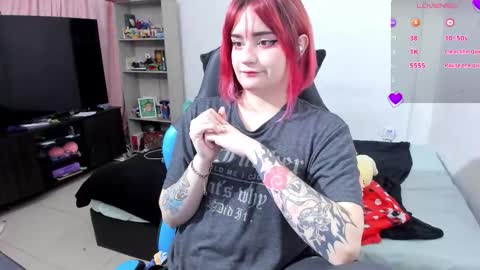 Geek Nicole    im Neeko UwU online show from 2, 10, 2025