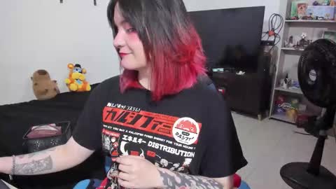 Geek Nicole    im Neeko UwU online show from 6, 2, 2026