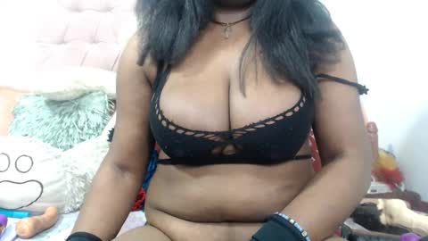 Snapshot of negrabig_38 chatting on 31, 10, 2025 negrabig 38 online show from 31, 10, 2025