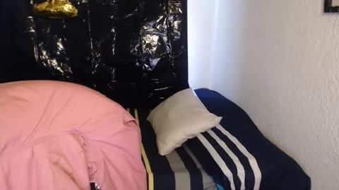 Zoe online show from 12, 11, 2025