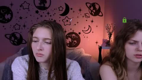 Snapshot of nekky_mouse chatting on 18, 4, 2026 Meow online show from 18, 4, 2026