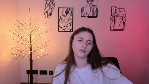 Snapshot of nekky_mouse chatting on 14, 7, 2026 Meow online show from 14, 7, 2026