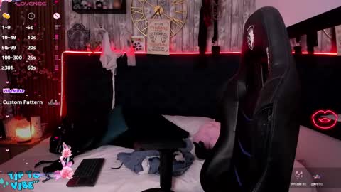 Miah online show from 5, 3, 2025