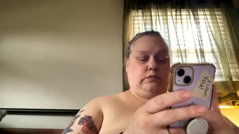 Snapshot of nellatlas chatting on 17, 5, 2026 Nellie Atlas online show from 17, 5, 2026