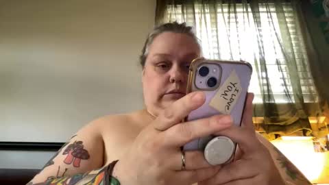 Snapshot of nellatlas chatting on 20, 5, 2026 Nellie Atlas online show from 20, 5, 2026