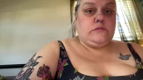 Snapshot of nellatlas chatting on 27, 5, 2026 Nellie Atlas online show from 27, 5, 2026