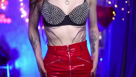 Snapshot of nelle_ chatting on 1, 4, 2026 online show from 1, 4, 2026