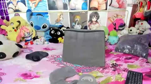 Ariana Unicorn   Pics  Videos click Show More  online show from 11, 1, 2025