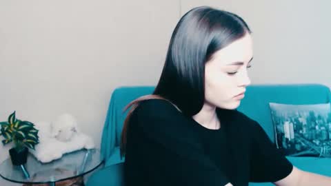 Snapshot of nensi_sweet chatting on 5, 3, 2025 nensi_sweet online show from 5, 3, 2025