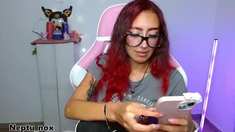 Neptu noxx online show from 10, 9, 2025