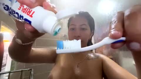 Helena    Every Friday new video for my fan club loves  online show from 20, 12, 2025