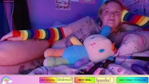 Snapshot of nerdgibbler chatting on 5, 7, 2026 NerdGibbler online show from 5, 7, 2026