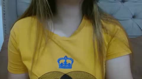 Snapshot of nerdypinaypie chatting on 23, 12, 2025 nerdypinaypie online show from 23, 12, 2025