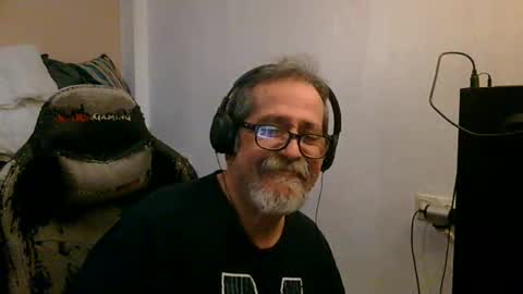 Snapshot of neron401 chatting on 17, 4, 2026 neron401 online show from 17, 4, 2026