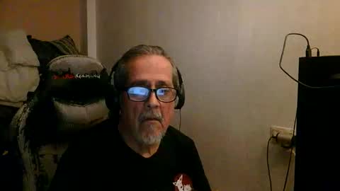 Snapshot of neron401 chatting on 18, 4, 2026 neron401 online show from 18, 4, 2026