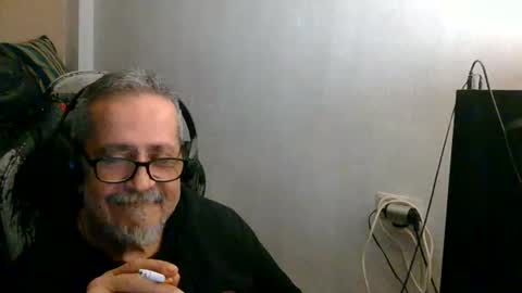 Snapshot of neron401 chatting on 28, 4, 2026 neron401 online show from 28, 4, 2026
