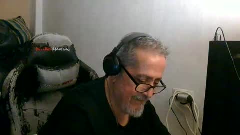 Snapshot of neron401 chatting on 29, 4, 2026 neron401 online show from 29, 4, 2026